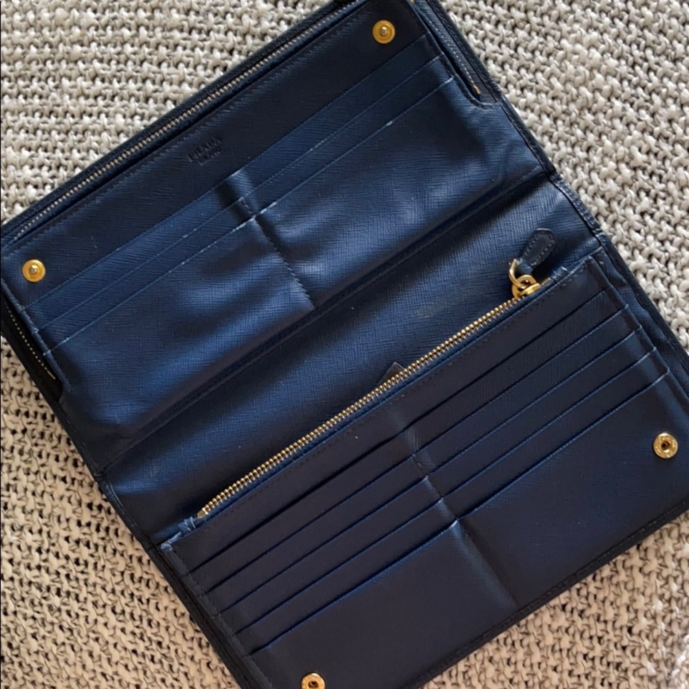 PRADA travel wallet - Picture 2 of 16
